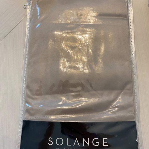 Brand New Z Gallerie Set of 2 Standard Shams - Picture 2 of 4